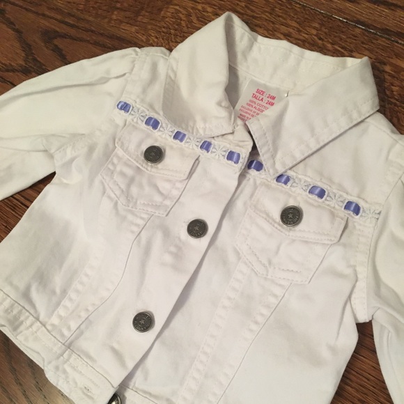 Other - 🌟(5/$10)Toddler White Jean Jacket